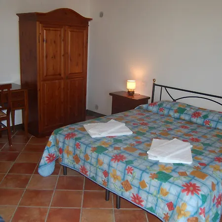 Vecchio Fienile Country house *